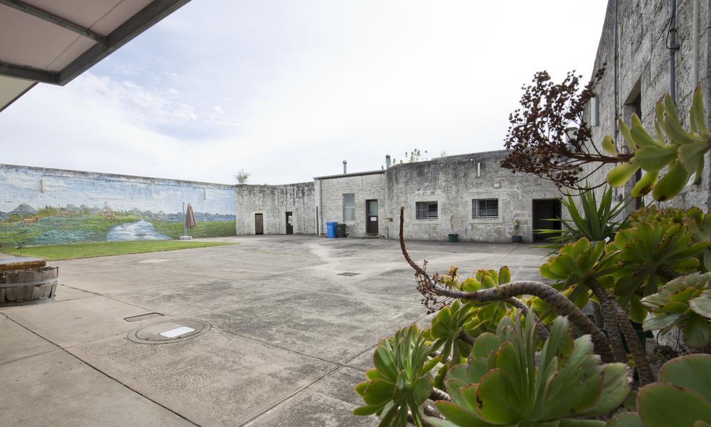 The Old Mount Gambier Gaol Hotell Exteriör bild